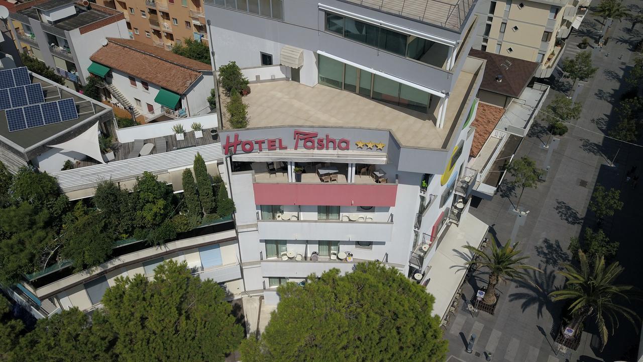 Hotel Pasha Lignano Sabbiadoro Exterior photo